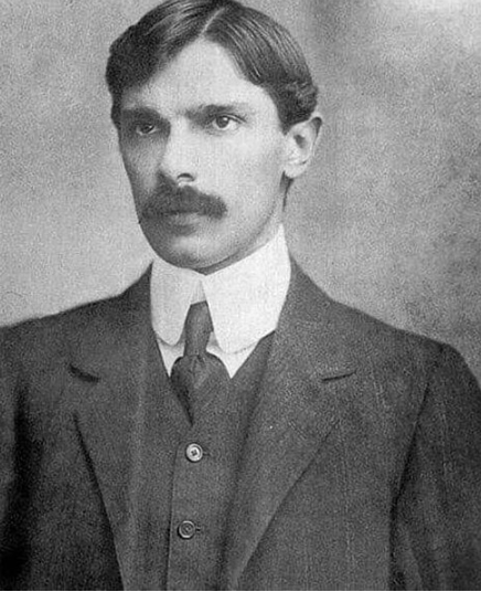 Jinnah in 1910