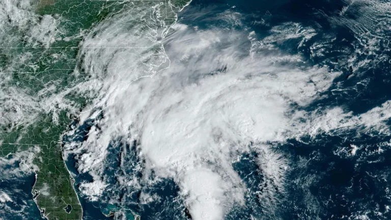 Tropical storm warning for East Coast ahead of weekend