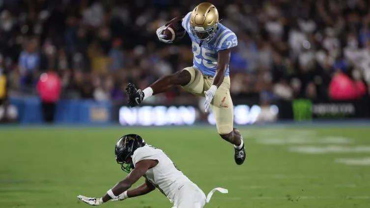 UCLA Football: A Defensive Star Could Be the First All-American in 10 Years