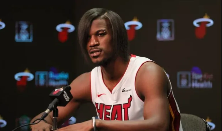 Jimmy Butler debuted his new “emo” appearance