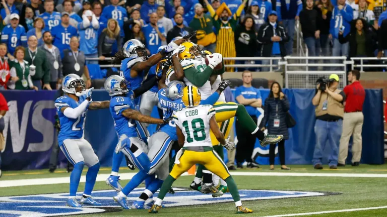 The Packers beat the Lions on Thanksgiving thanks to Love’s performance.