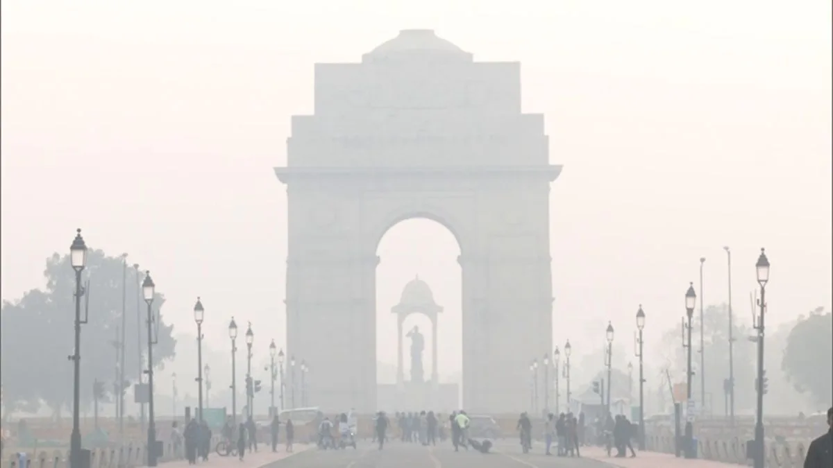 Delhi Weather-NCR districts received light rain, lowering temp.