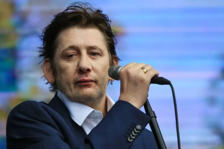 Shane MacGowan, 65, dies as a member of the Pogues