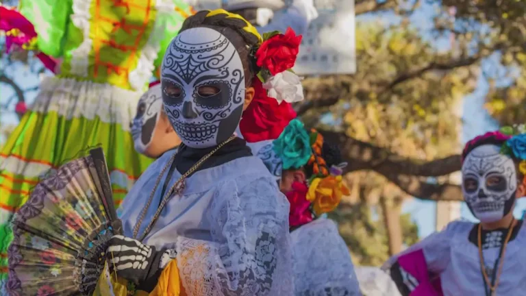 How and when is the Day of the Dead observed in Florida?