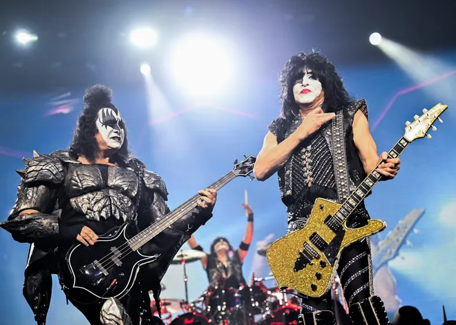 In the "new era" KISS introduces digital avatars and the New York farewell show is spectacular