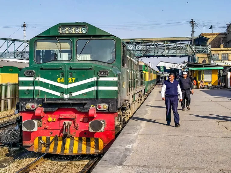 Pakistan Railways raised fibre broadband track crossing fees significantly