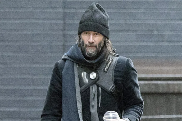 Keanu Reeves Bundled bearded and additional star photographs