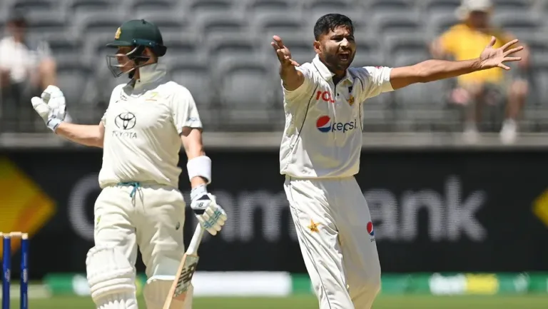 Injury sideline Pakistani Khurram Shazad from the Australia series
