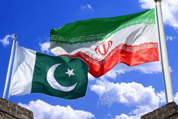 Pakistan and Iran resolve barter trade issues