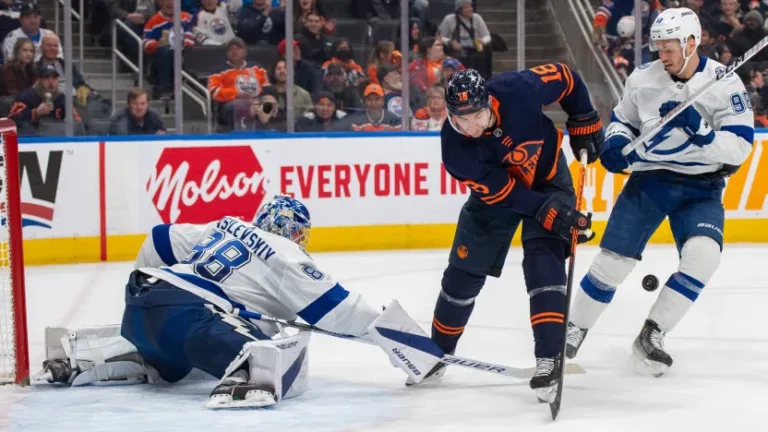 Quick goaltender Andrei Vasilevsky stops Edmonton Oilers’ winning streak