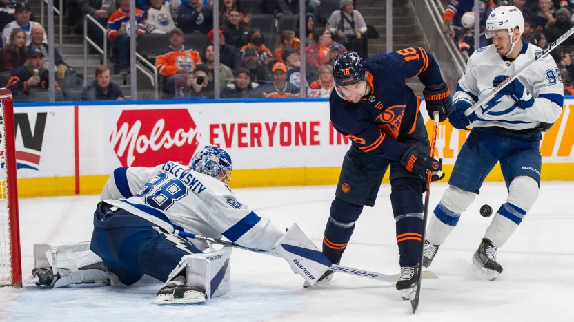Quick goaltender Andrei Vasilevsky stops Edmonton Oilers' winning streak