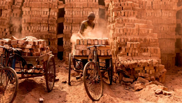 Zig-Zag technology replaces brick kilns in Islamabad, improving cleanliness