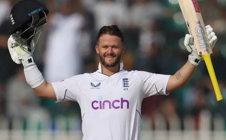 Ben Duckett scores a century to revive England in the third test