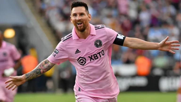 Messi’s remarkable injury-time save at LA Galaxy ties Inter Miami