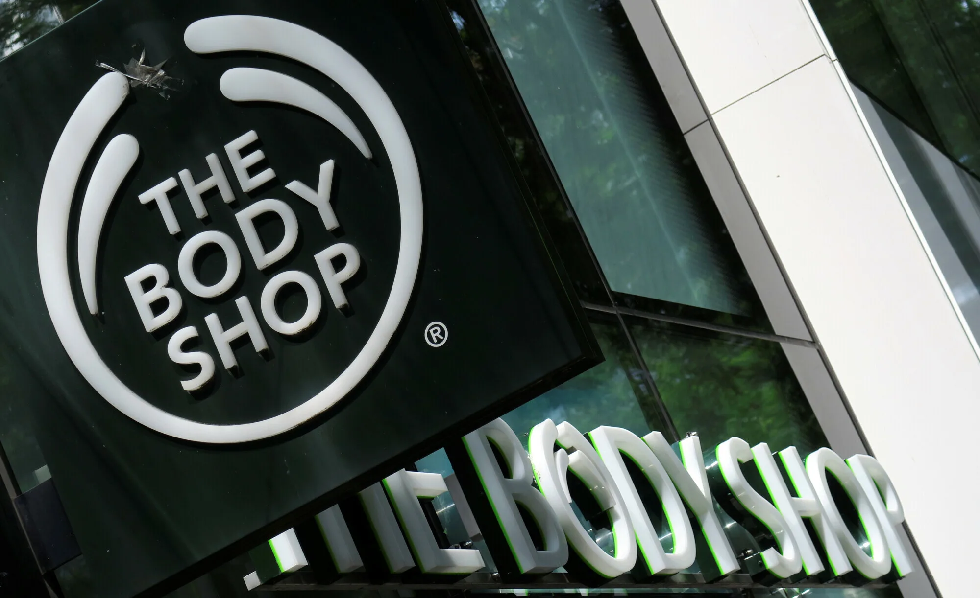The Body Shop goes bankrupt in the UK