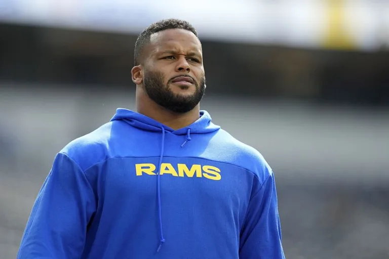 Aaron Donald of the Rams announces his retirement