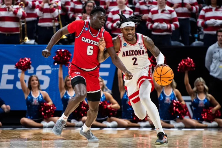Arizona basketball defeats Dayton in the March Madness Sweet 16